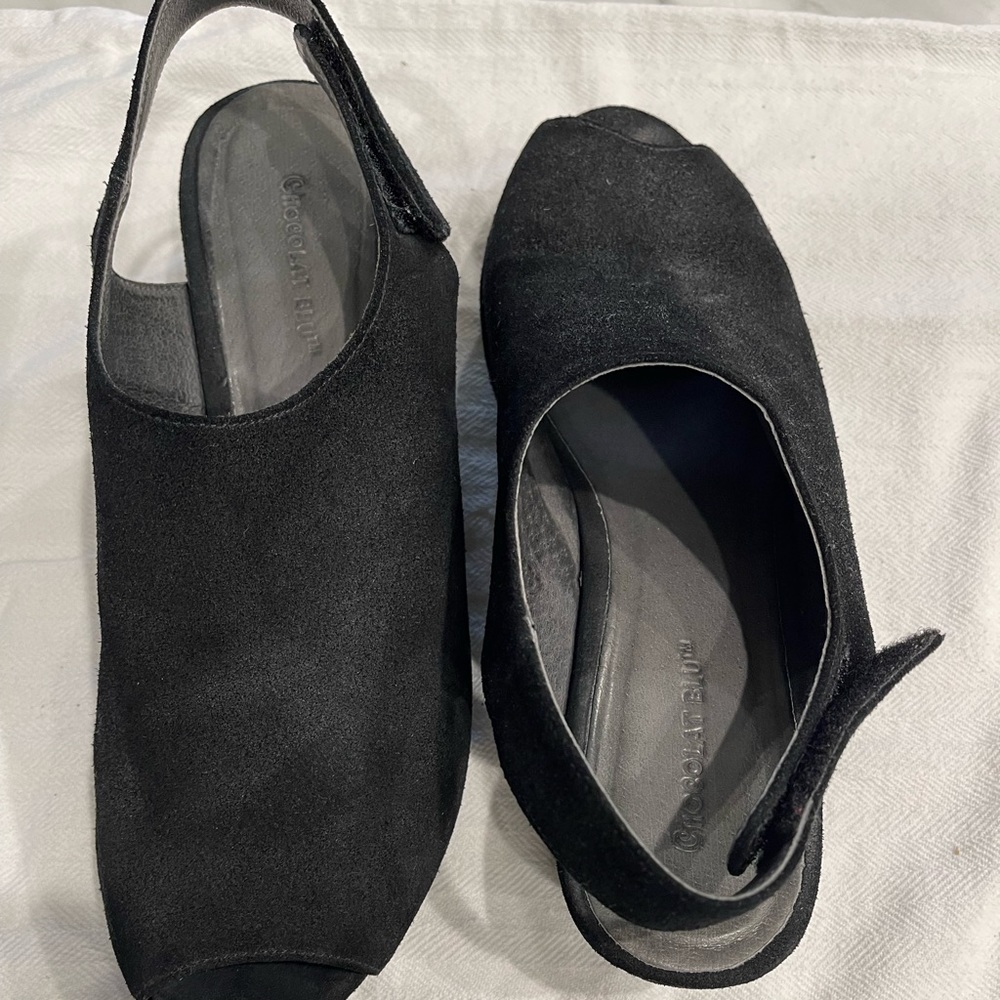 Chocolat Blu brand Black suede wedge sandal